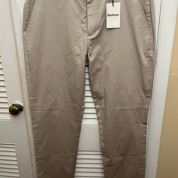 Barbour men’s Lightweight Mist Stretch Tailored Chino Pants. Size 38R. NWT - Picture 2 of 10